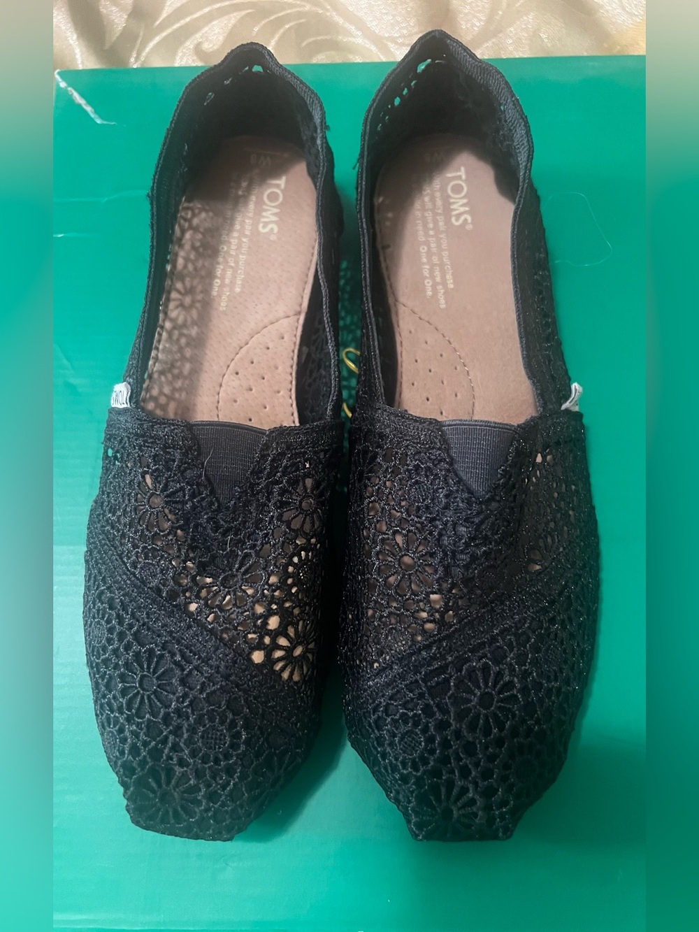 TOMS Women's Black Crochet Alpargata Slip-Ons flats Size 8
